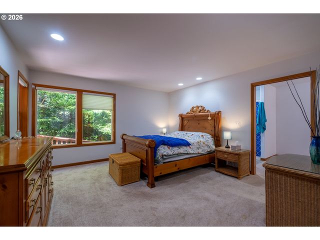 95 Sw Cormorant, Depoe Bay, OR 97341