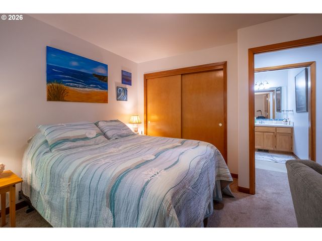 95 Sw Cormorant, Depoe Bay, OR 97341