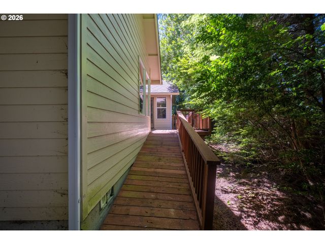 95 Sw Cormorant, Depoe Bay, OR 97341