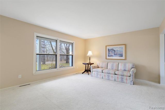 14408 Mccaslin Lake Road, Linden, MI 48451