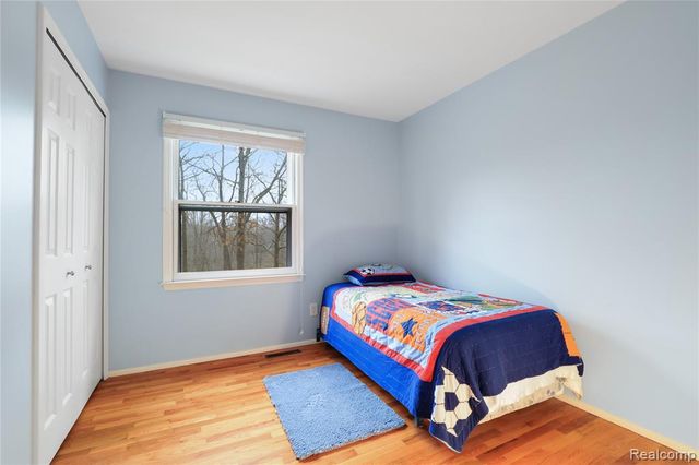 14408 Mccaslin Lake Road, Linden, MI 48451