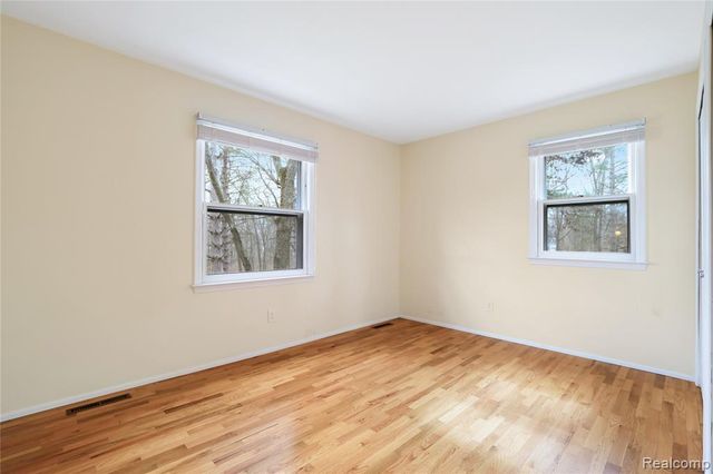 14408 Mccaslin Lake Road, Linden, MI 48451