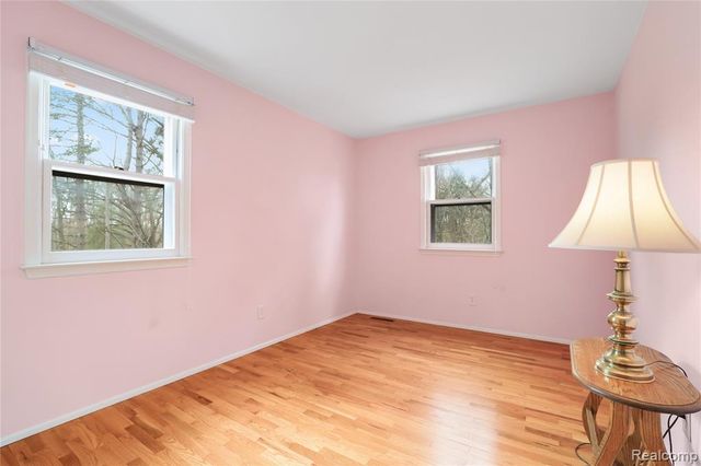 14408 Mccaslin Lake Road, Linden, MI 48451