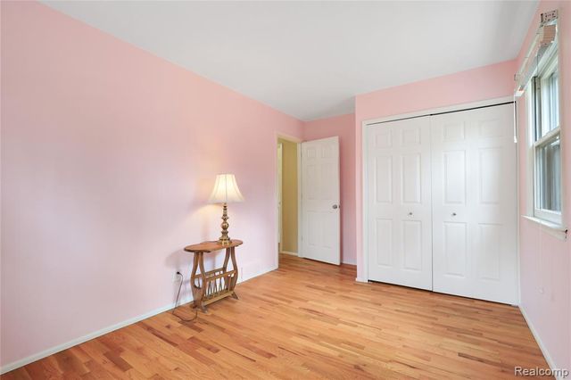 14408 Mccaslin Lake Road, Linden, MI 48451