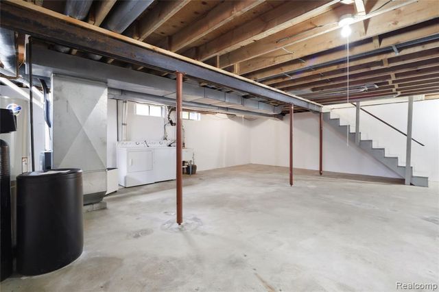 14408 Mccaslin Lake Road, Linden, MI 48451