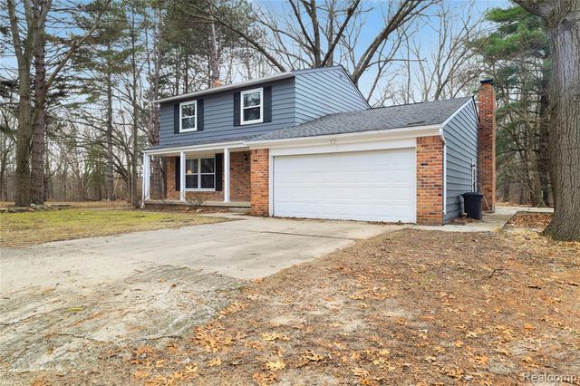 14408 Mccaslin Lake Road, Linden, MI 48451