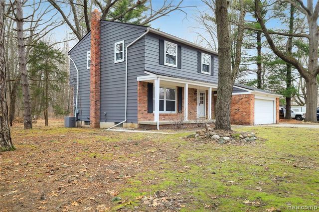 14408 Mccaslin Lake Road, Linden, MI 48451