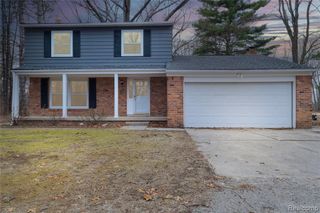 14408 Mccaslin Lake Road, Linden, MI 48451