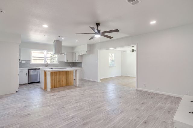 3205 Cortez Drive, Fort Worth, TX 76116