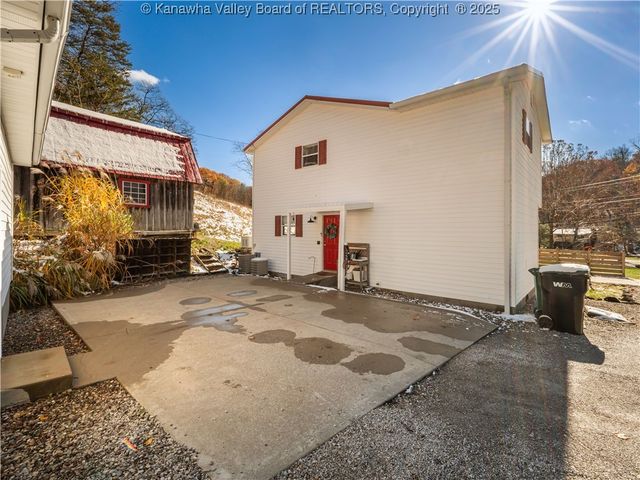 612 Rocky Step Drive, Scott Depot, WV 25560