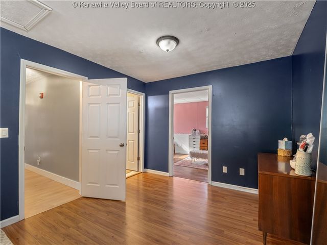 612 Rocky Step Drive, Scott Depot, WV 25560