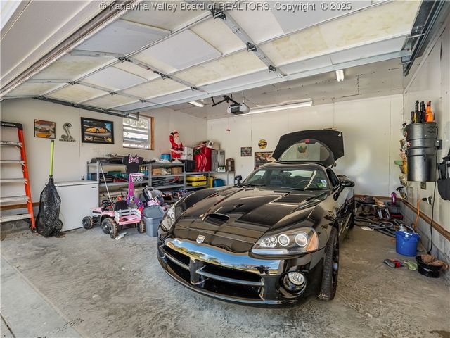 612 Rocky Step Drive, Scott Depot, WV 25560