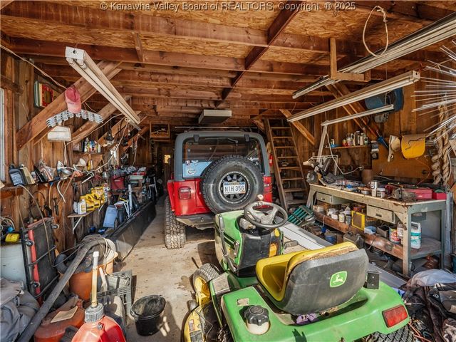 612 Rocky Step Drive, Scott Depot, WV 25560