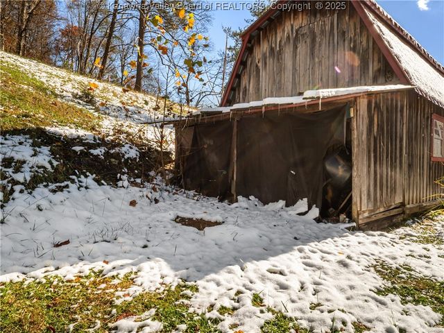 612 Rocky Step Drive, Scott Depot, WV 25560