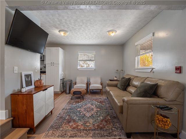 612 Rocky Step Drive, Scott Depot, WV 25560