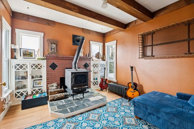 80 Laurel Street, Newport, NH 03773