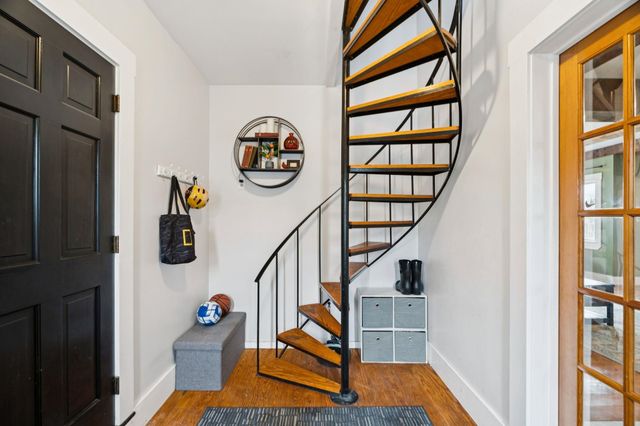 80 Laurel Street, Newport, NH 03773