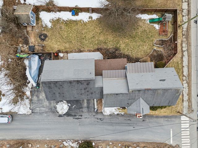 80 Laurel Street, Newport, NH 03773