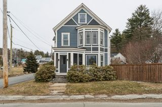 80 Laurel Street, Newport, NH 03773