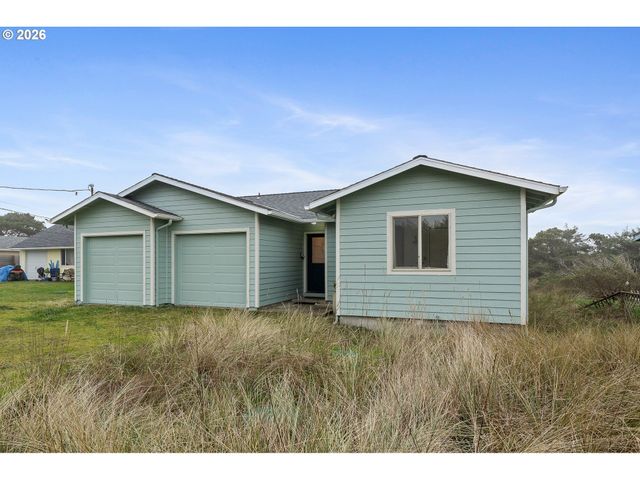 1801 Nw DOLPHIN Ln, Waldport, OR 97394