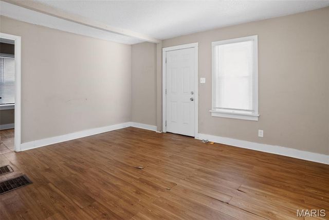 309 N Floridale Avenue, St Louis, MO 63135