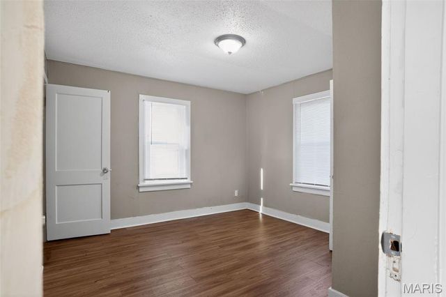 309 N Floridale Avenue, St Louis, MO 63135