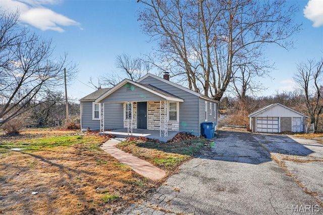 309 N Floridale Avenue, St Louis, MO 63135