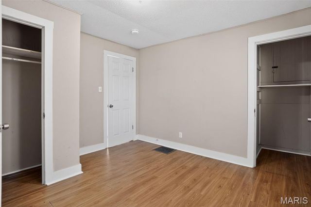 309 N Floridale Avenue, St Louis, MO 63135