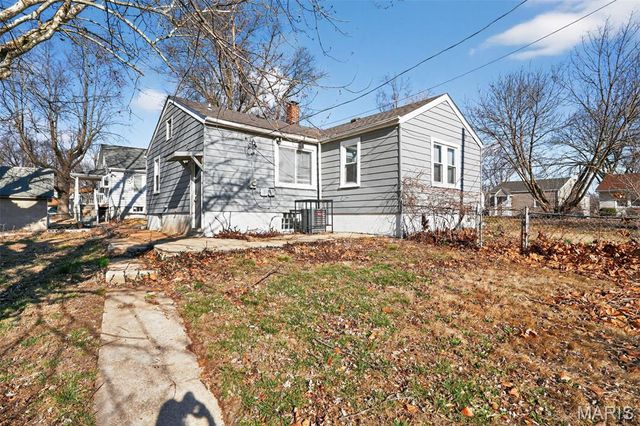 309 N Floridale Avenue, St Louis, MO 63135