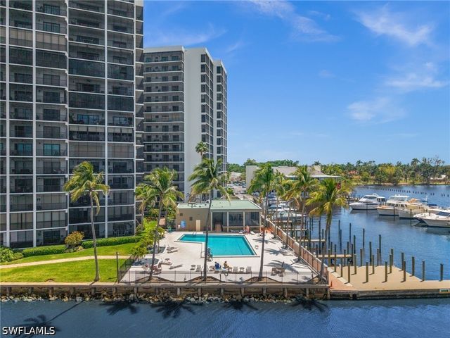 1900 Virginia AVE 902, Fort Myers, FL 33901