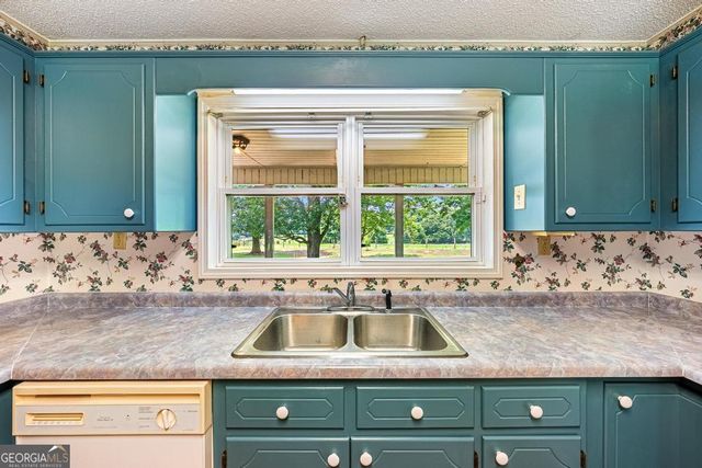 481 North Fairview Road, Lavonia, GA 30553