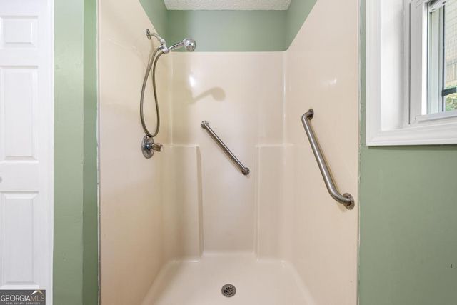 481 North Fairview Road, Lavonia, GA 30553