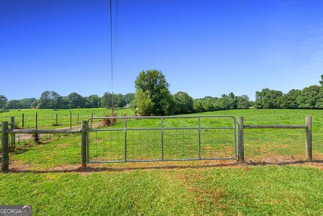 481 North Fairview Road, Lavonia, GA 30553