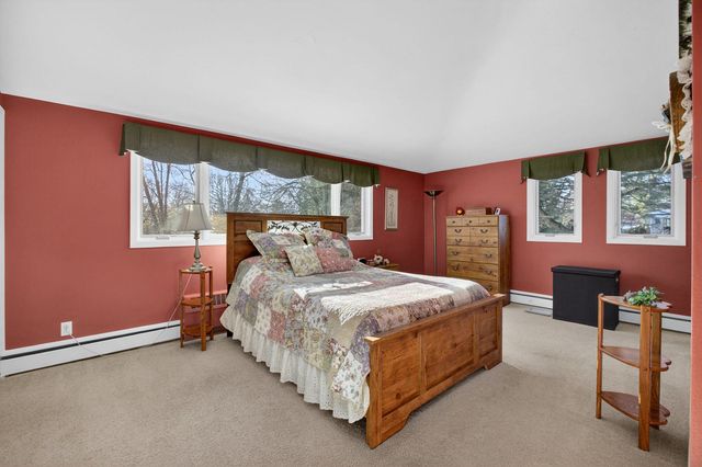 3232 26th Street, Moline, IL 61265