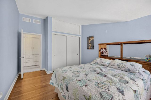 3232 26th Street, Moline, IL 61265