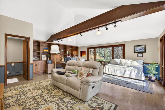 3232 26th Street, Moline, IL 61265