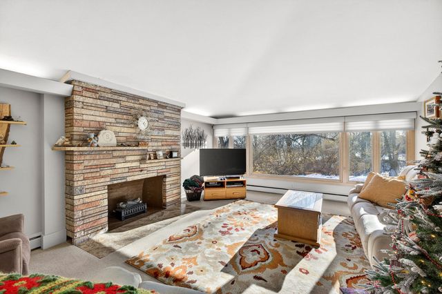 3232 26th Street, Moline, IL 61265