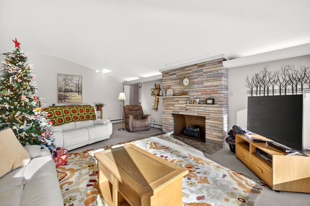 3232 26th Street, Moline, IL 61265