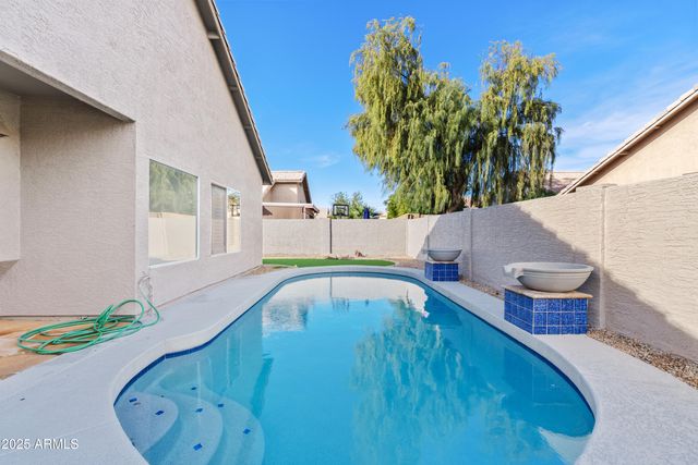 386 W pecan Place, Tempe, AZ 85284