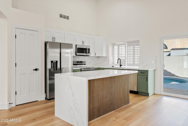 386 W pecan Place, Tempe, AZ 85284