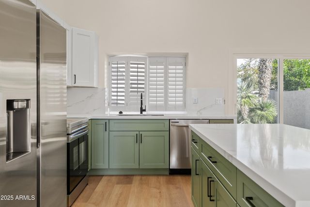 386 W pecan Place, Tempe, AZ 85284