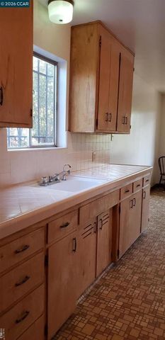 620 Kentucky St, Vallejo, CA 94590