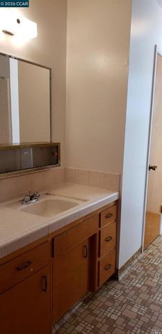 620 Kentucky St, Vallejo, CA 94590