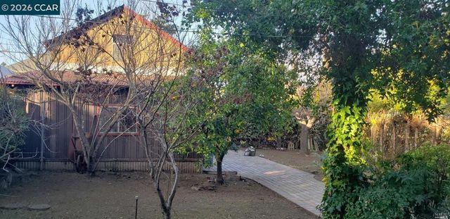 620 Kentucky St, Vallejo, CA 94590