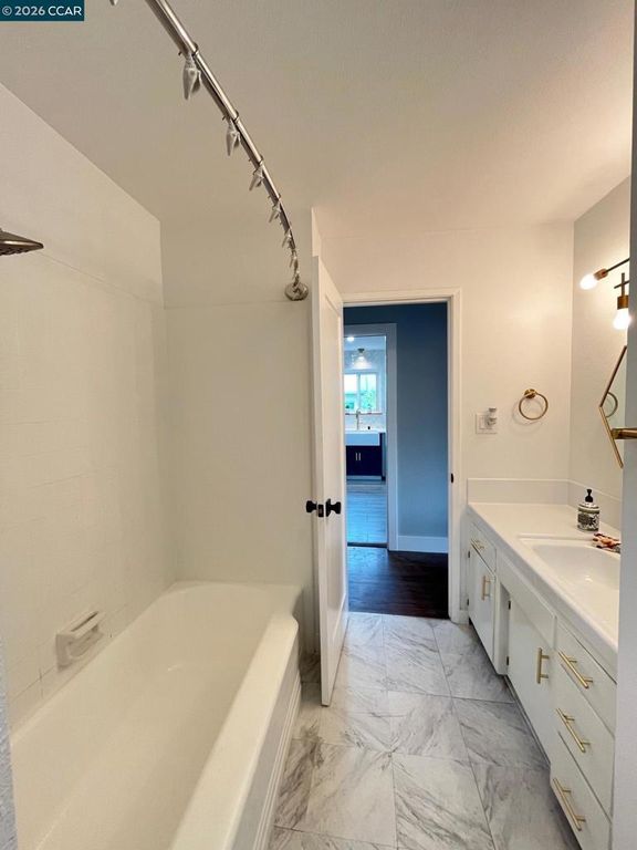 Image 15 of property listing at 620 Kentucky St, Vallejo, CA 94590