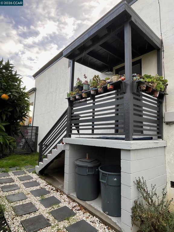 Image 20 of property listing at 620 Kentucky St, Vallejo, CA 94590