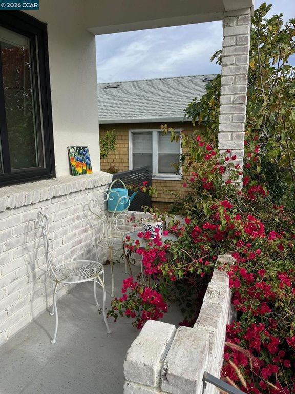 Image 4 of property listing at 620 Kentucky St, Vallejo, CA 94590
