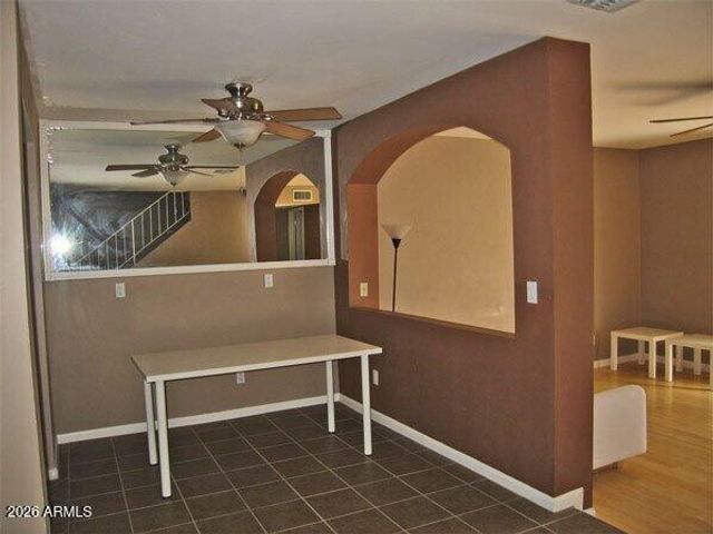 2338 W LINDNER Avenue 6, Mesa, AZ 85202