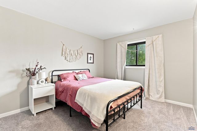 406 E WATERLOO, Rapid City, SD 57701