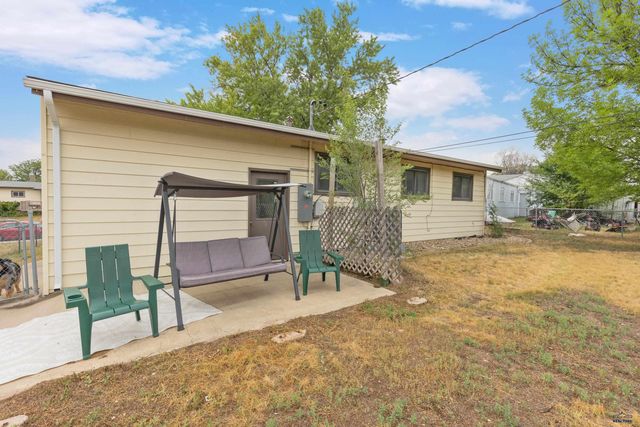 406 E WATERLOO, Rapid City, SD 57701